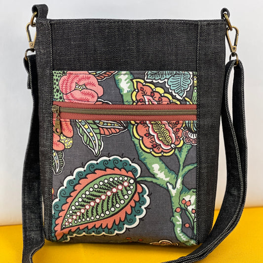 Small Crossbody Gray Paisley