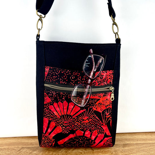 Small Crossbody Red Fans on Black